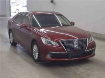 2013 Toyota Crown Hybrid