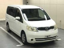 2005 Nissan Serena