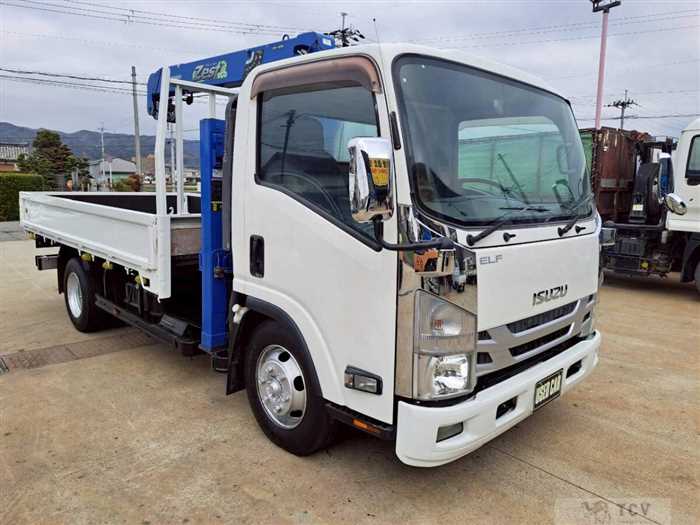 2016 Isuzu Elf Truck