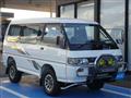 1996 Mitsubishi Delica Starwagon