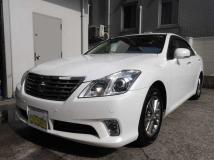 2010 Toyota Crown Royal Series