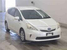 2011 Toyota PRIUS α