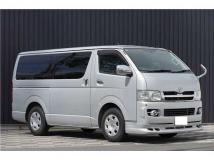 2005 Toyota Hiace Van