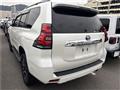 2023 Toyota Land Cruiser Prado