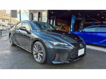 2022 Lexus IS