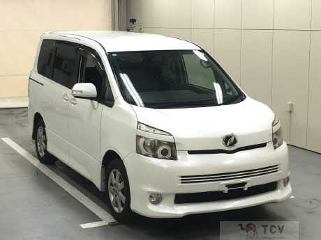2009 Toyota Voxy