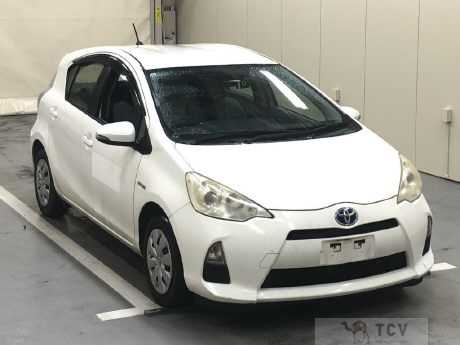 2013 Toyota AQUA