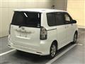 2009 Toyota Voxy