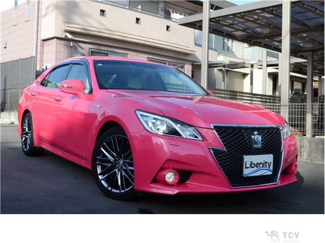 2014 Toyota Crown Hybrid