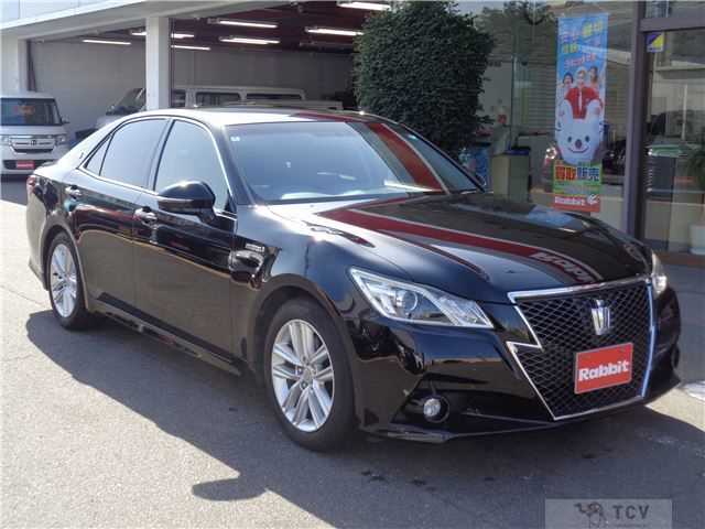 2014 Toyota Crown Hybrid