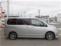 2005 Nissan Serena