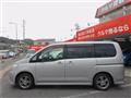 2005 Nissan Serena