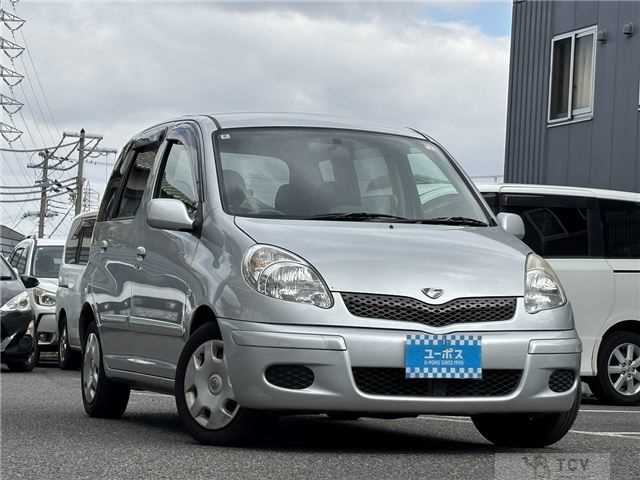 2004 Toyota Fun Cargo