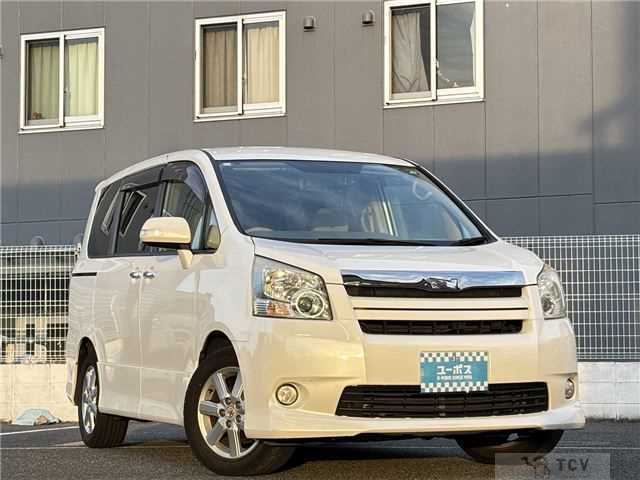2009 Toyota Noah