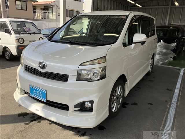 2012 Toyota Voxy