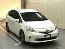 2012 Toyota PRIUS α