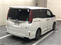 2015 Toyota Noah