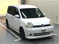 2005 Toyota Sienta