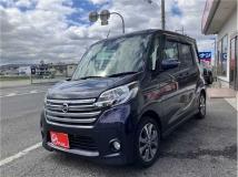 2014 Nissan ROOX