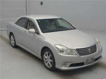 2012 Toyota Crown