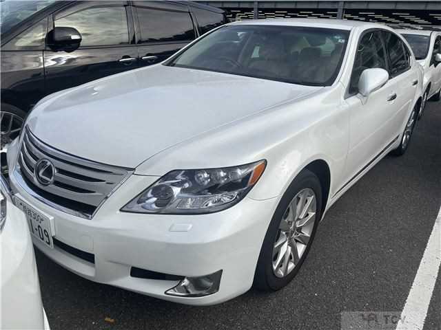 2010 Lexus LS