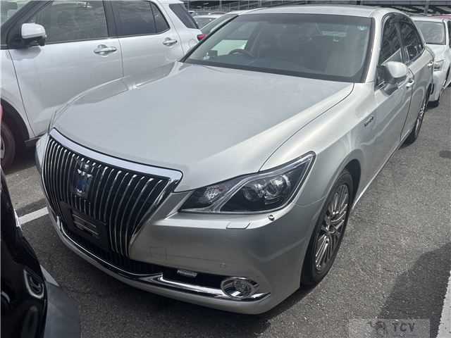 2015 Toyota Crown Majesta