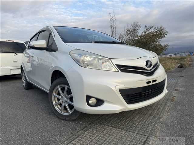 2013 Toyota Vitz
