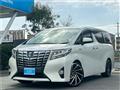 2015 Toyota Alphard Hybrid