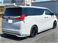 2016 Toyota Alphard Hybrid