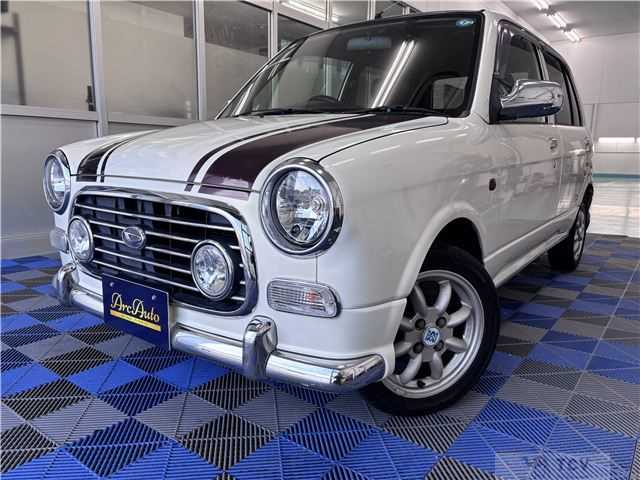 2002 Daihatsu Miragino