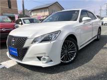 2013 Toyota Crown Hybrid