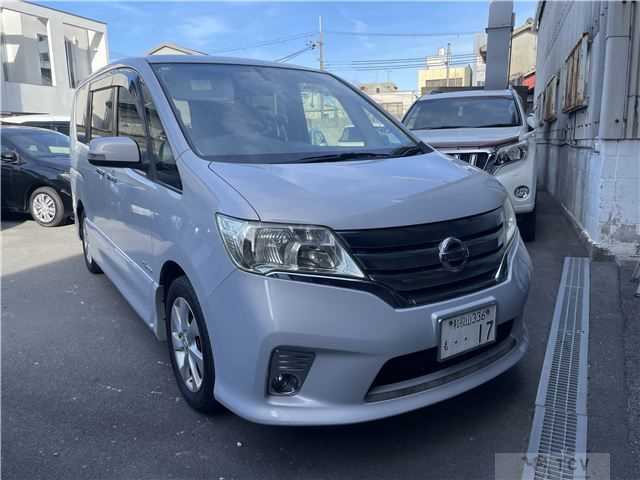 2012 Nissan Serena