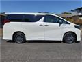 2023 Toyota Alphard Hybrid