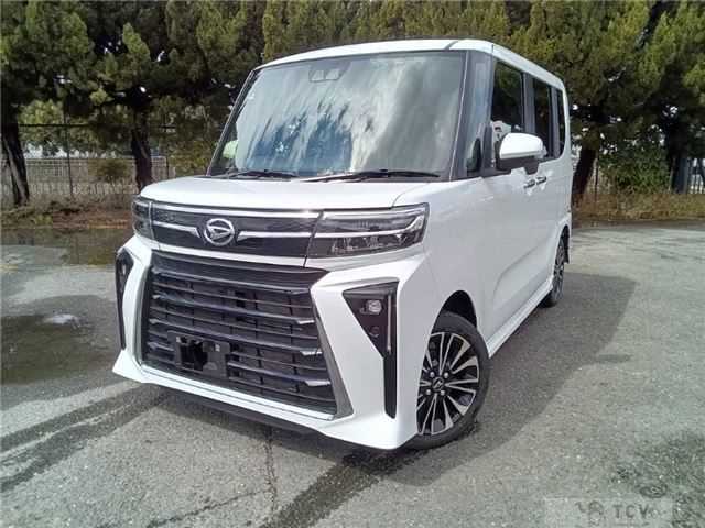 2023 Daihatsu Tanto Custom
