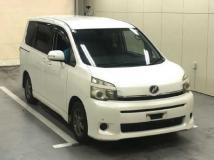 2010 Toyota Voxy