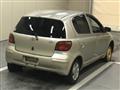 2002 Toyota Vitz