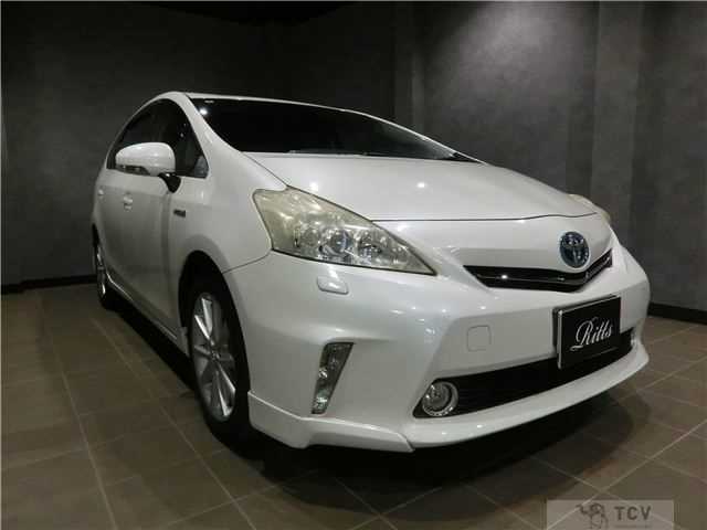 2014 Toyota PRIUS α