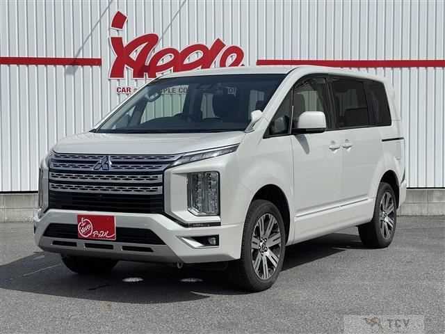 2019 Mitsubishi Delica D5