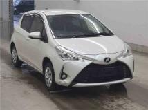 2017 Toyota Vitz