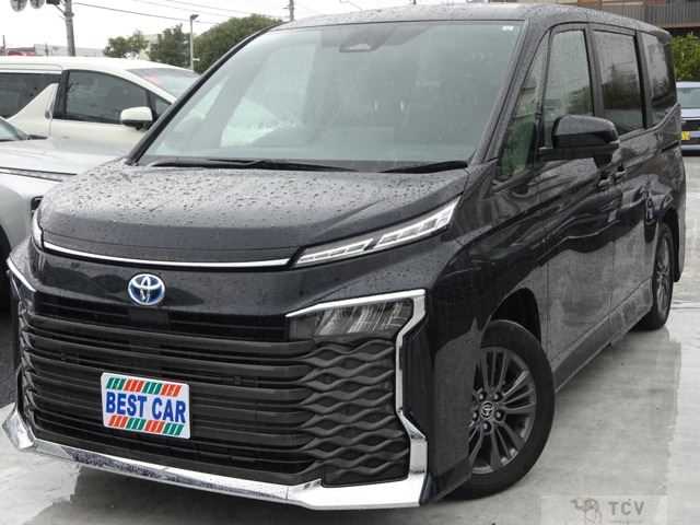 2023 Toyota Voxy