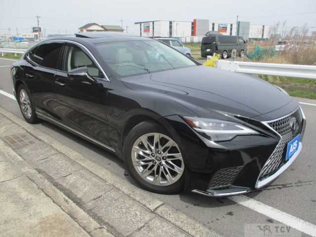2022 Lexus LS