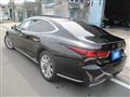 2022 Lexus LS