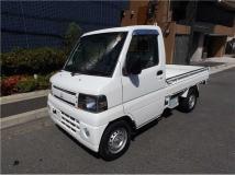 2011 Mitsubishi Minicab Truck