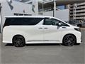 2016 Toyota Alphard Hybrid