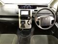 2010 Toyota Voxy