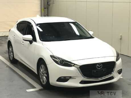 2017 Mazda Axela