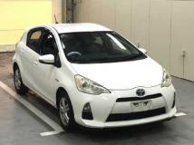 2013 Toyota AQUA