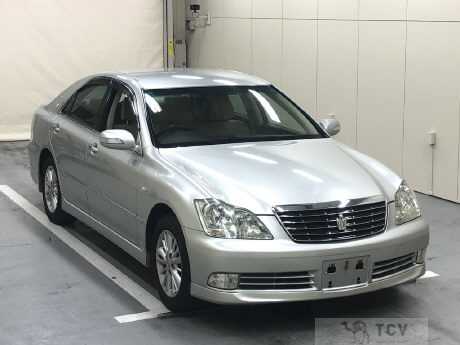 2004 Toyota Crown