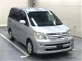 2007 Toyota Noah
