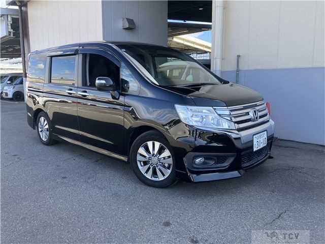 2013 Honda Step WGN